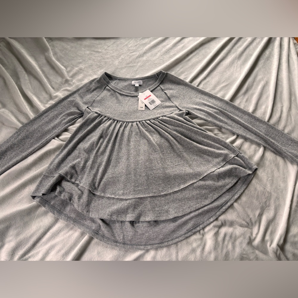 NWT gray blouse